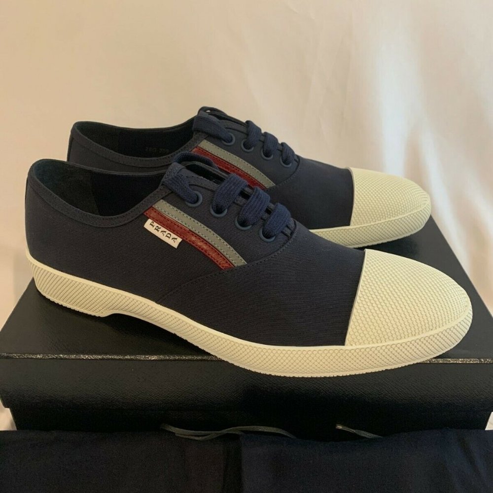 PRADA Mens Cap Toe Lace Up Casual Oxford Sneakers NEW Size US 11 Navy